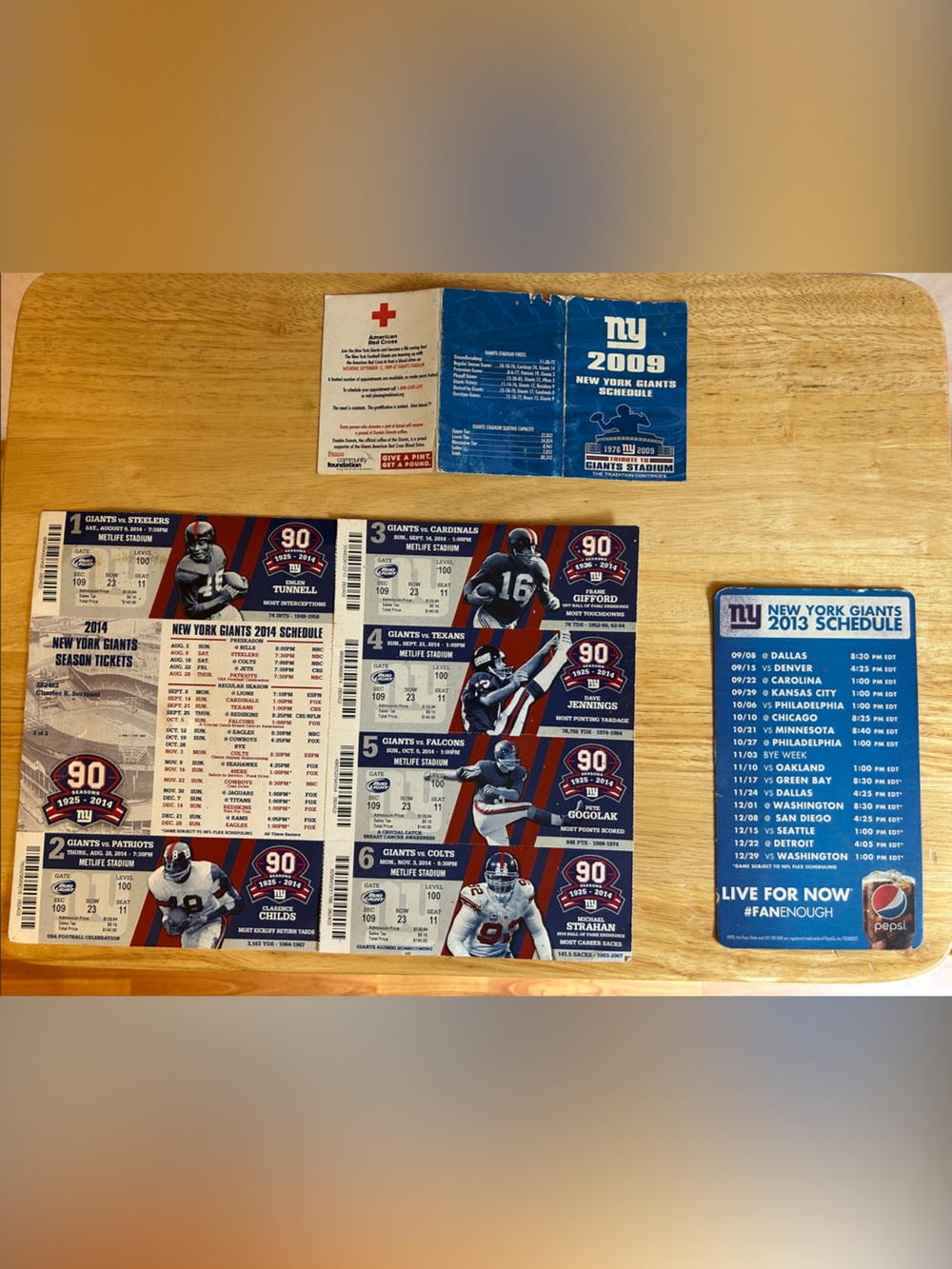 New York Giants old commemorative items